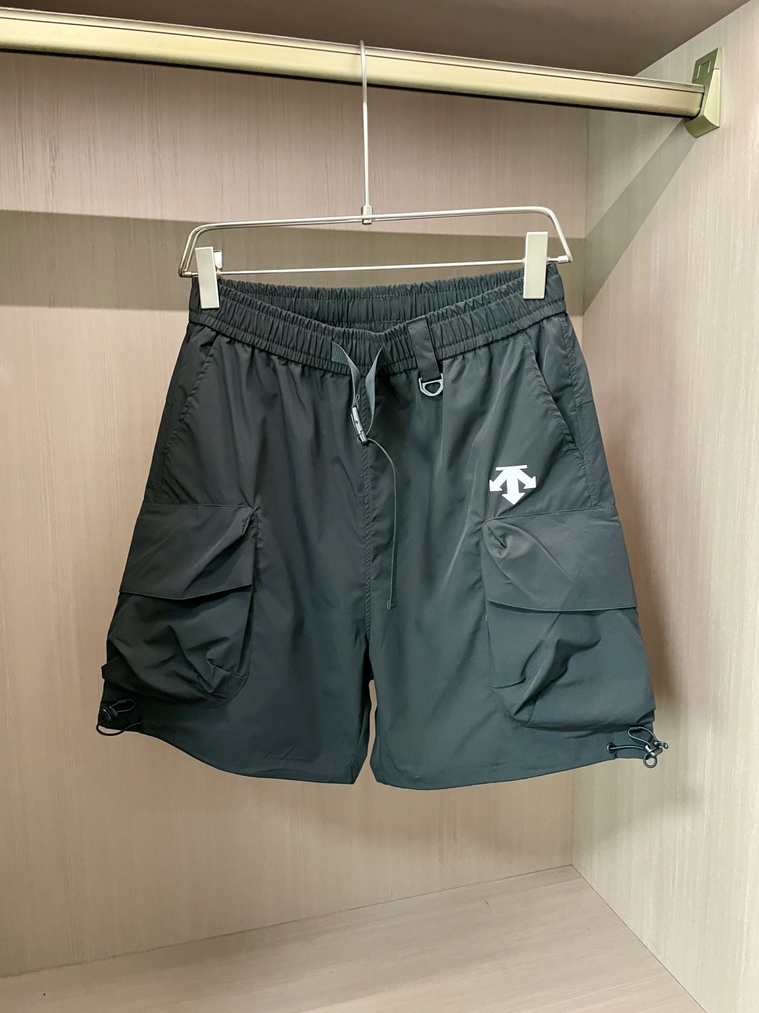 2025 Summer New Shorts: Practical, Tough, Cool Design with Flexible Details