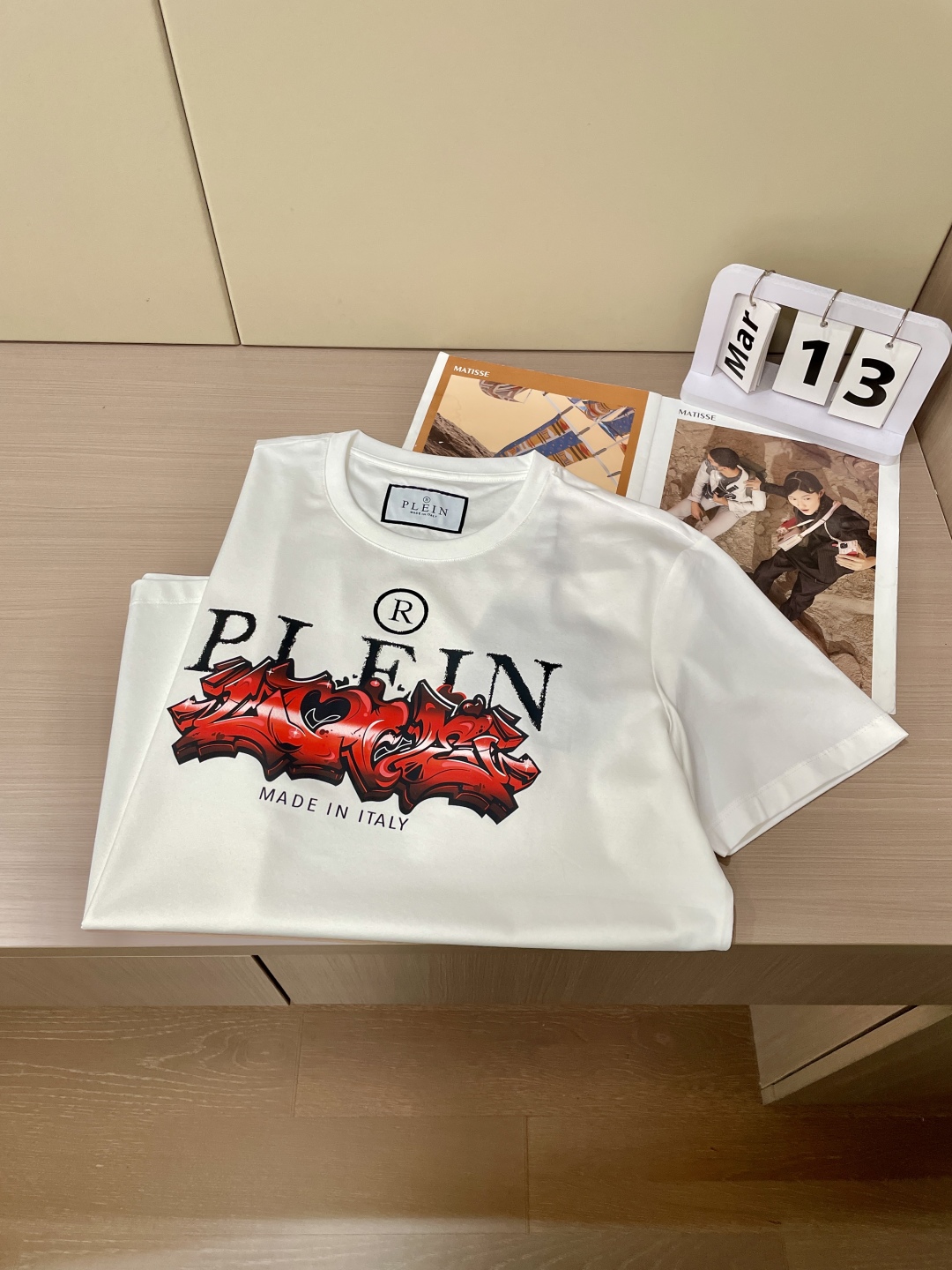 2025 Spring/Summer Collection: Philip Planan’s Custom T-Shirts with Unique Details - 图片 8