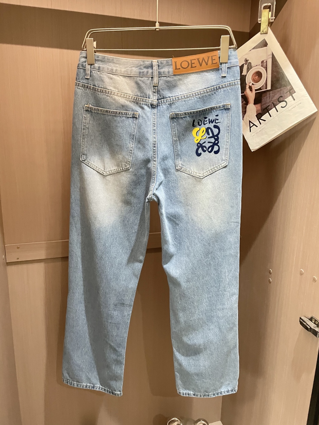 “Loewe P645 Jeans: Versatile Styles for Effortless Outfits in Sizes 29-38” - 图片 3