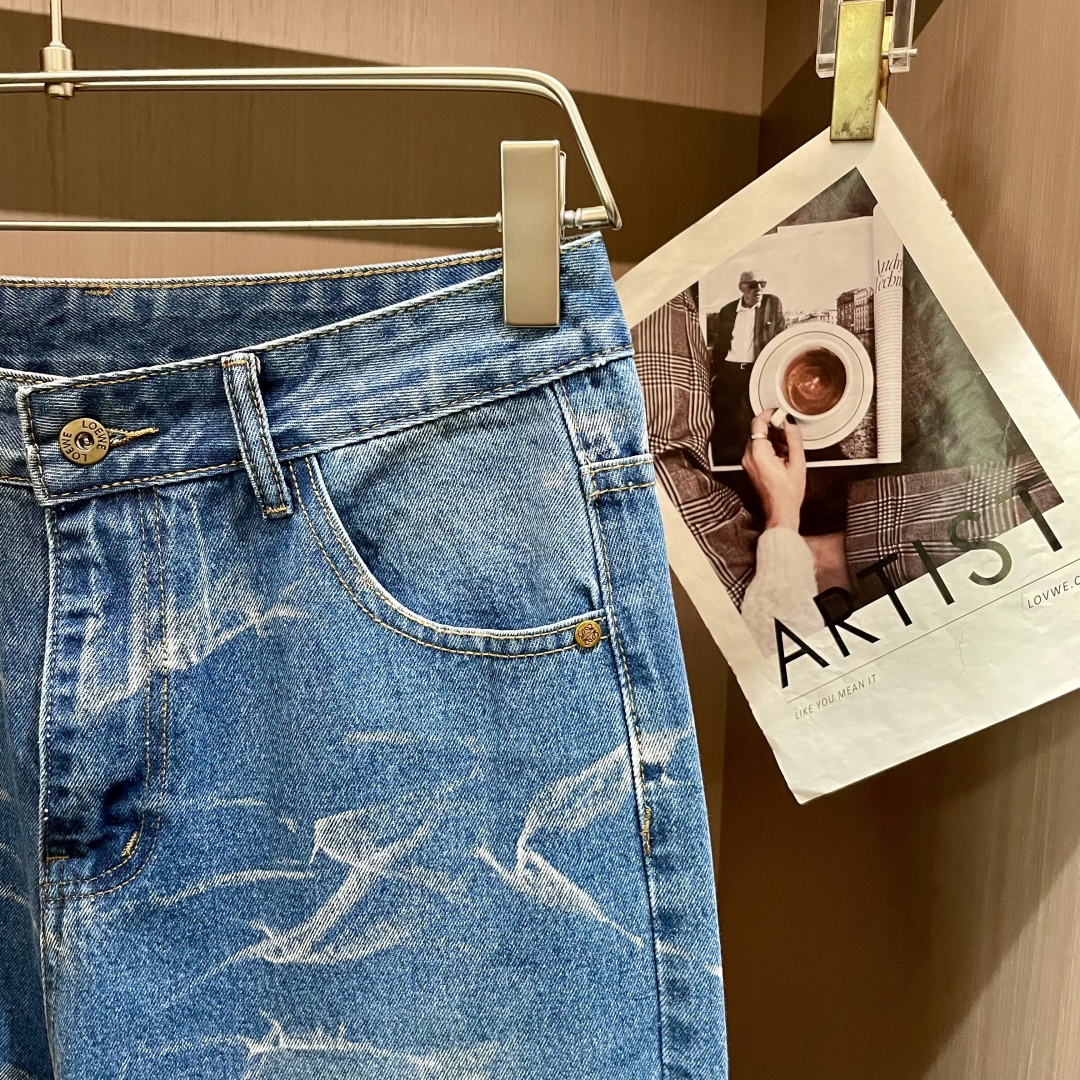 Loewe P645 Jeans: Versatile Style for Perfect Outfit Combinations - 图片 2