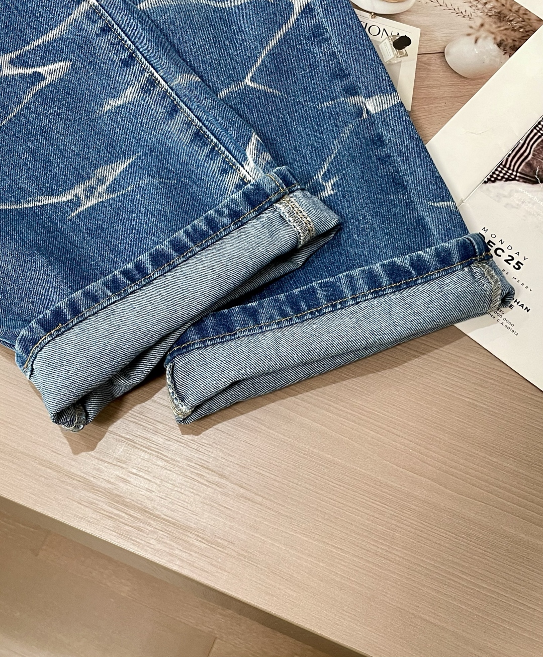 Loewe P645 Jeans: Versatile Style for Perfect Outfit Combinations - 图片 6