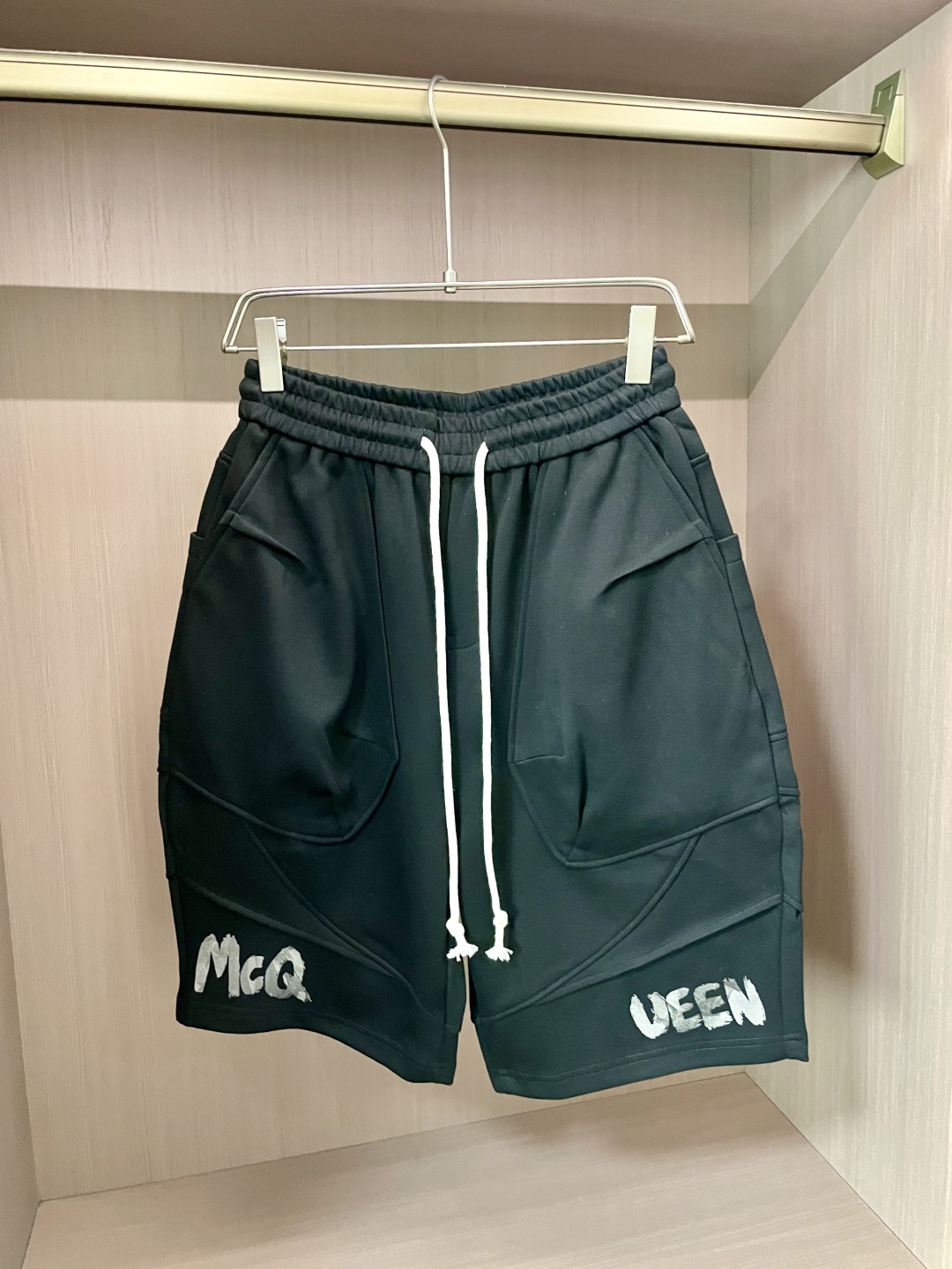 McQueen 2025 Summer Shorts: Comfortable Cotton, Tight Fit, Zenium Technology, Various Sizes - 图片 3