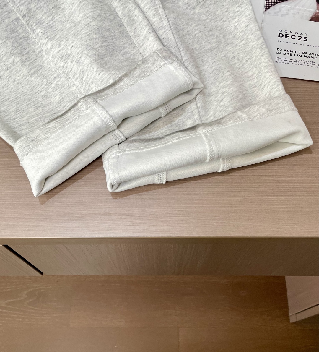 Spring/Summer 2025 Men’s Leisure Pants: Queen Queen West Series, Zenium Quality, Various Styles. - 图片 9