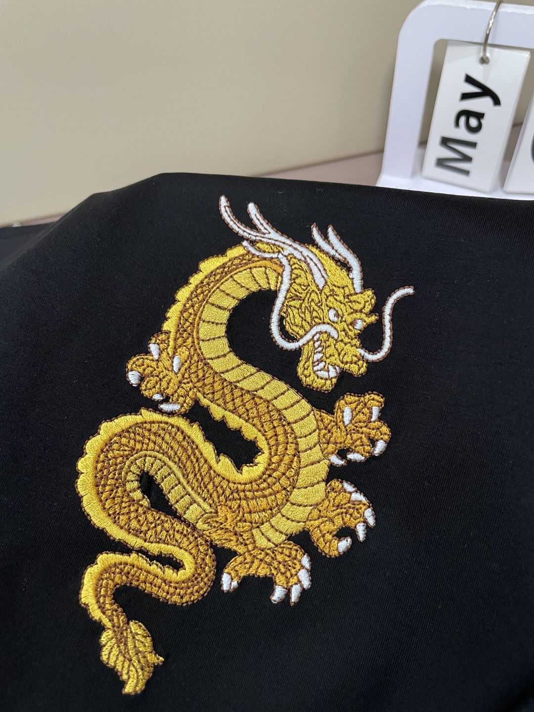 Stephen Lonithic’s 2025 Summer T-Shirt Collection: Lightweight, Stylish, and Available in Sizes S-XXXL - 图片 2