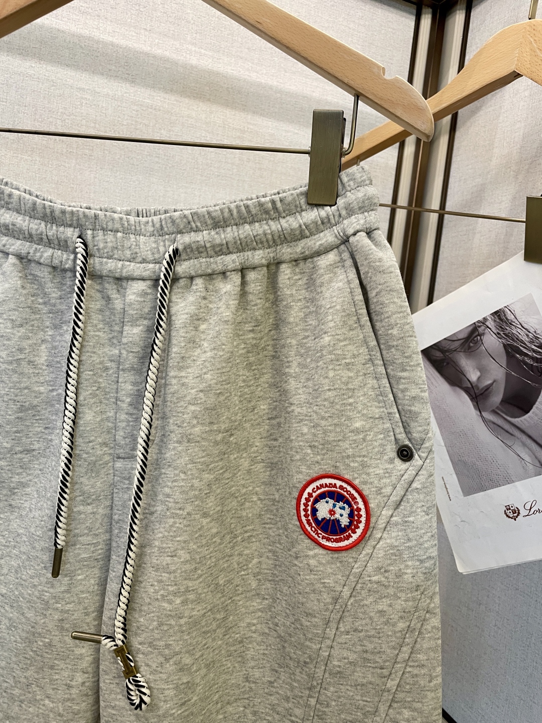 2025 Canadian Goose Summer Shorts: Comfortable, Stylish, High-Quality Cotton Fabric for Tight Fit. - 图片 7