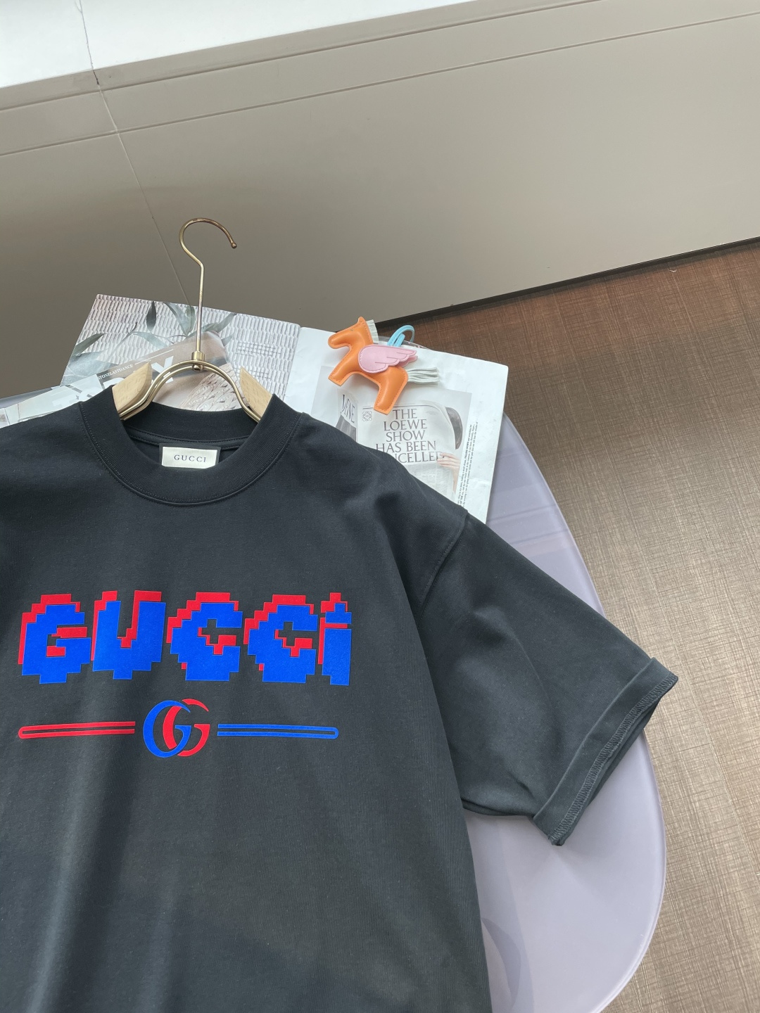 Gucc 2026春夏款/官网同步面料采用重磅纯棉精梳棉面料，OS宽松版型，上身版型超正！日常百搭，衣橱