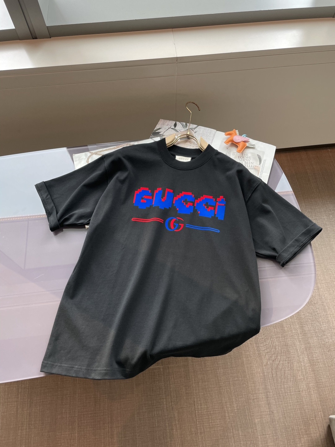 Gucc 2026春夏款/官网同步面料采用重磅纯棉精梳棉面料，OS宽松版型，上身版型超正！日常百搭，衣橱
