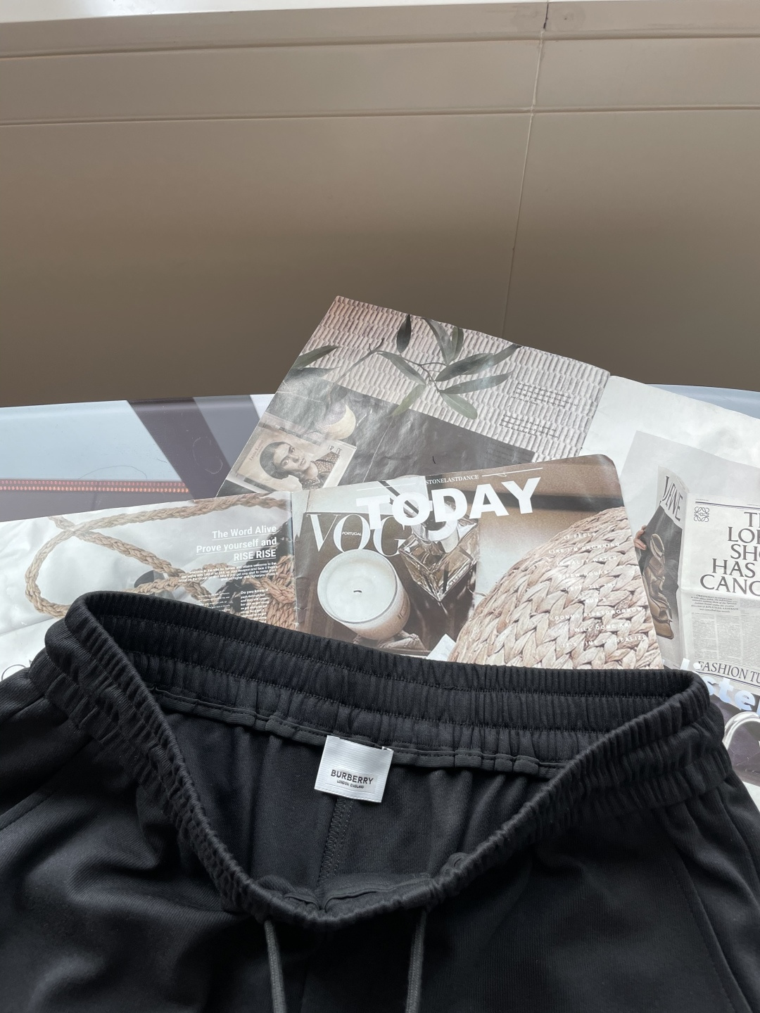 Bur 2025夏季短裤！经典爆款，经典百搭松紧腰休闲五分裤！！很经典的一款，松紧腰 两侧插袋 面料采用