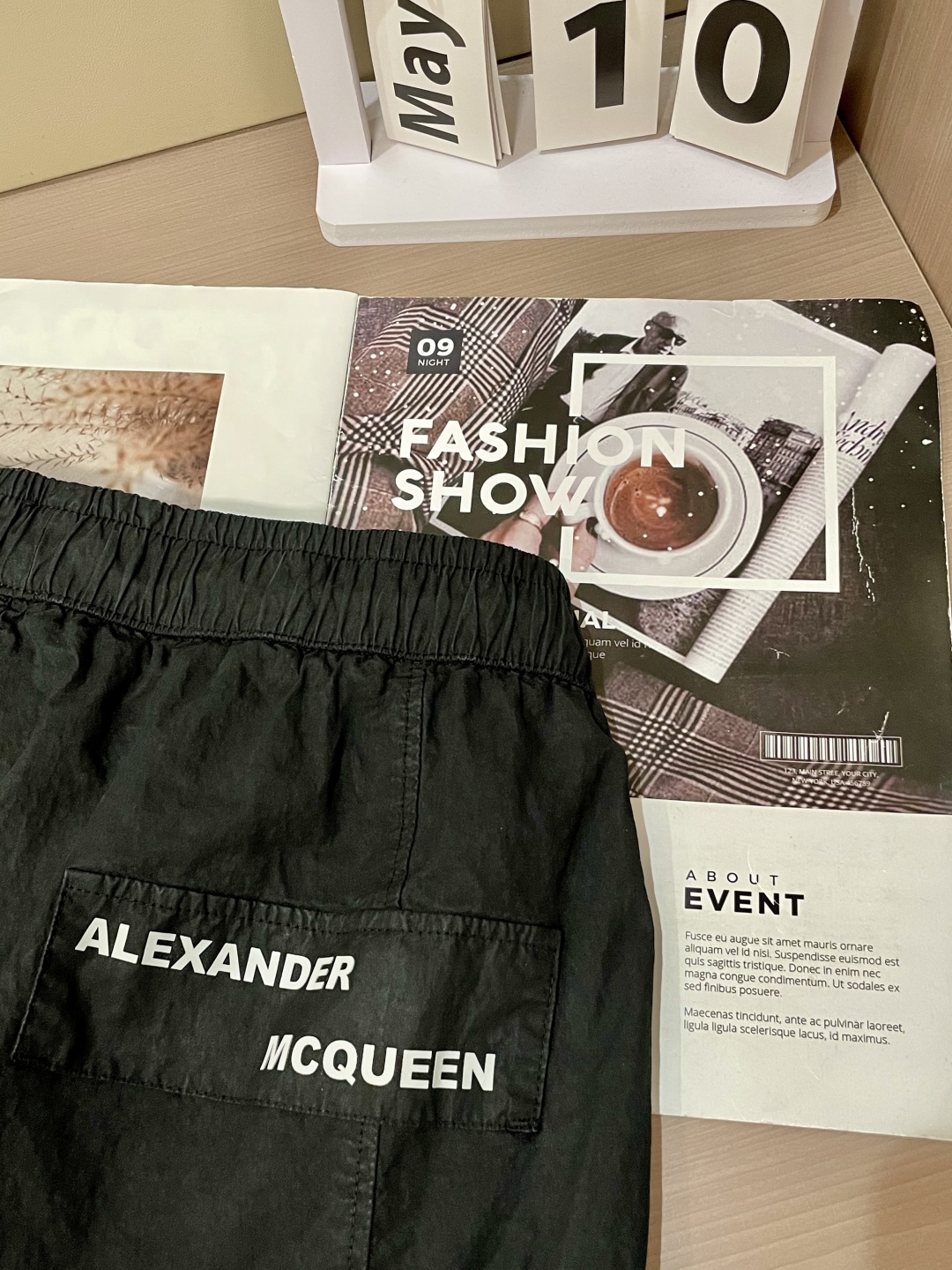 McQueen 2025 Summer Shorts: Comfortable and Stylish with High-Quality Cotton Fabric - 图片 8