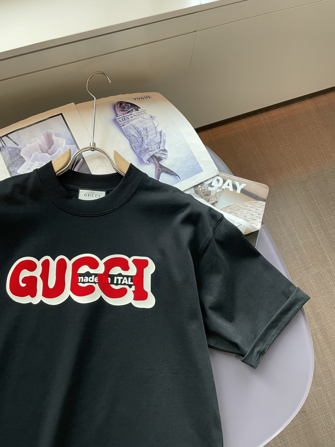 Gucc 2026春夏款/官网同步面料采用重磅纯棉精梳棉面料，OS宽松版型，上身版型超正！日常百搭，衣橱