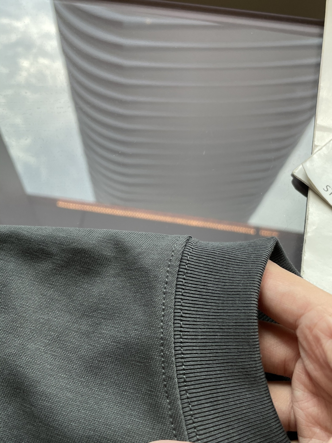 Gucc 2026春夏款/官网同步面料采用重磅纯棉精梳棉面料，OS宽松版型，上身版型超正！日常百搭，衣橱