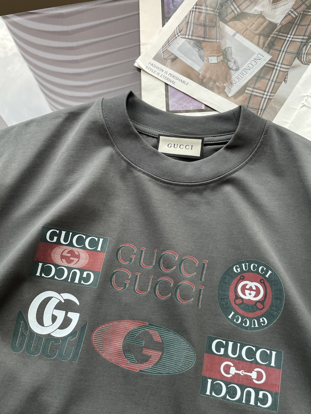 Gucc 2026春夏款/官网同步面料采用重磅纯棉精梳棉面料，OS宽松版型，上身版型超正！日常百搭，衣橱