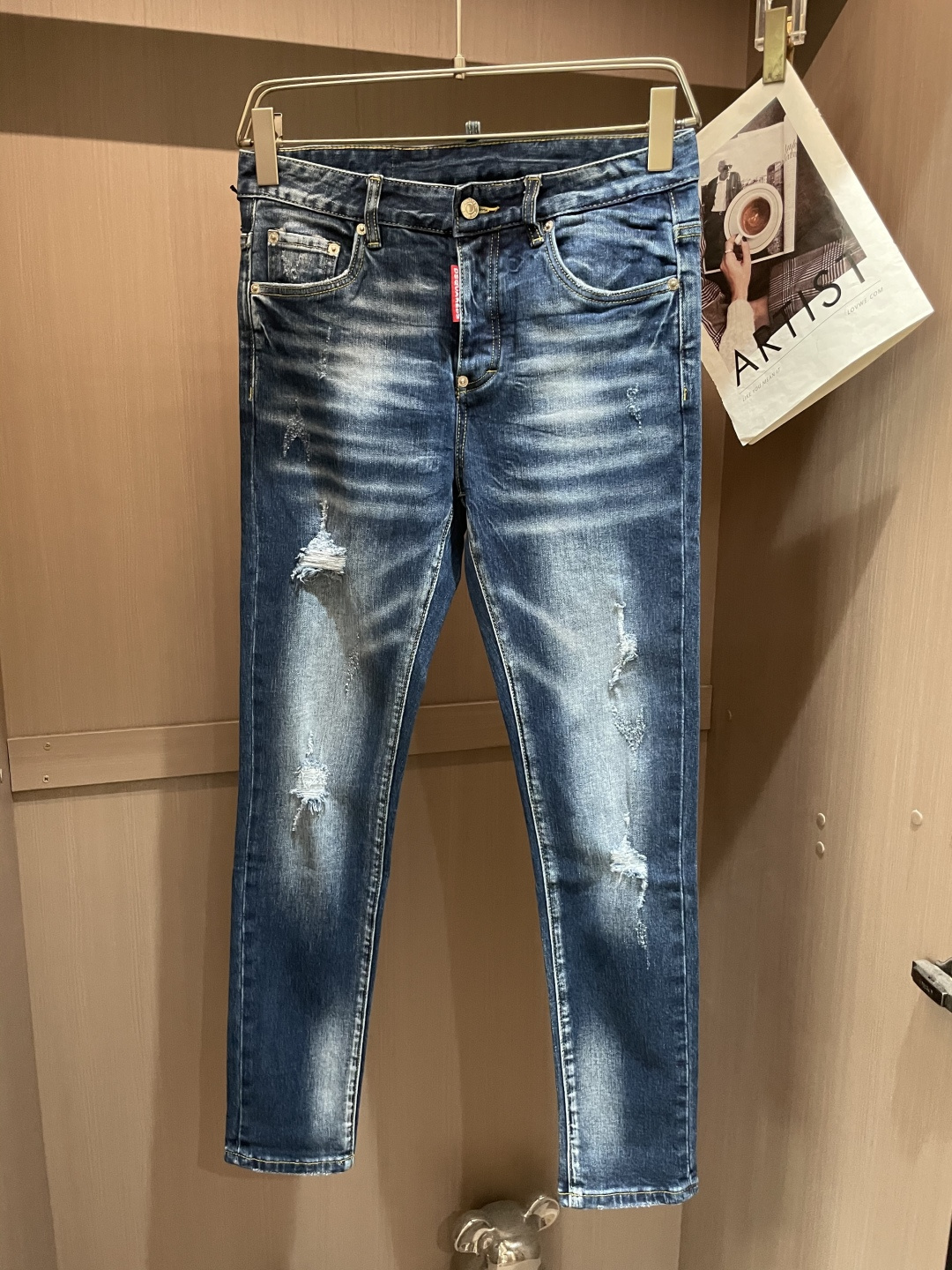 Stylish Imported Jeans with Natural Colors and Innovative Design for Turkey Market