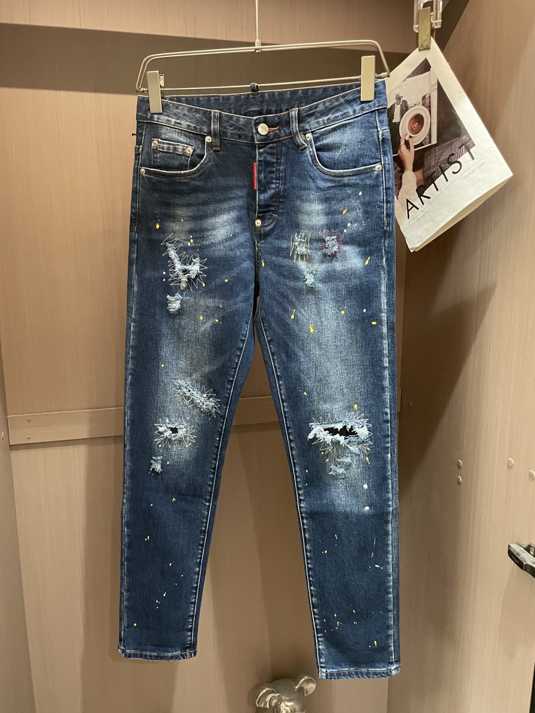 Stylish, Durable Jeans Imported into Turkey: Natural Colors, Innovative Design, Various Sizes