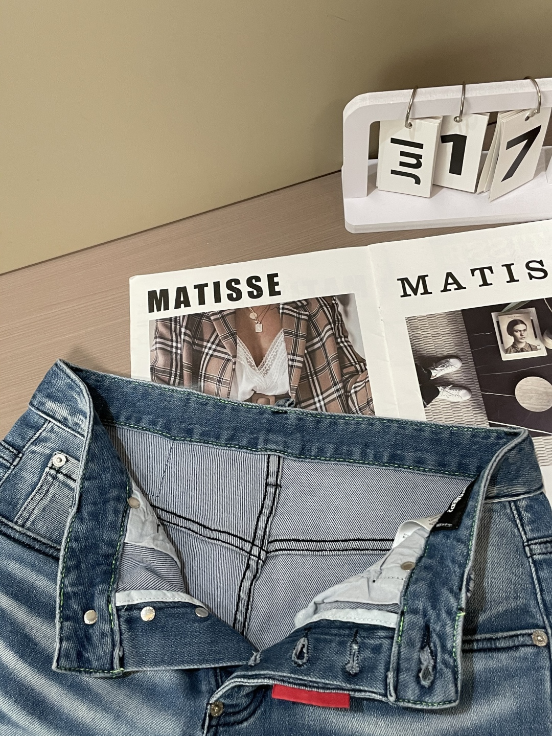 Turkish Cotton Jeans: Stylish, Durable, Colorful, Innovative Design, Long-lasting Colors. - 图片 5