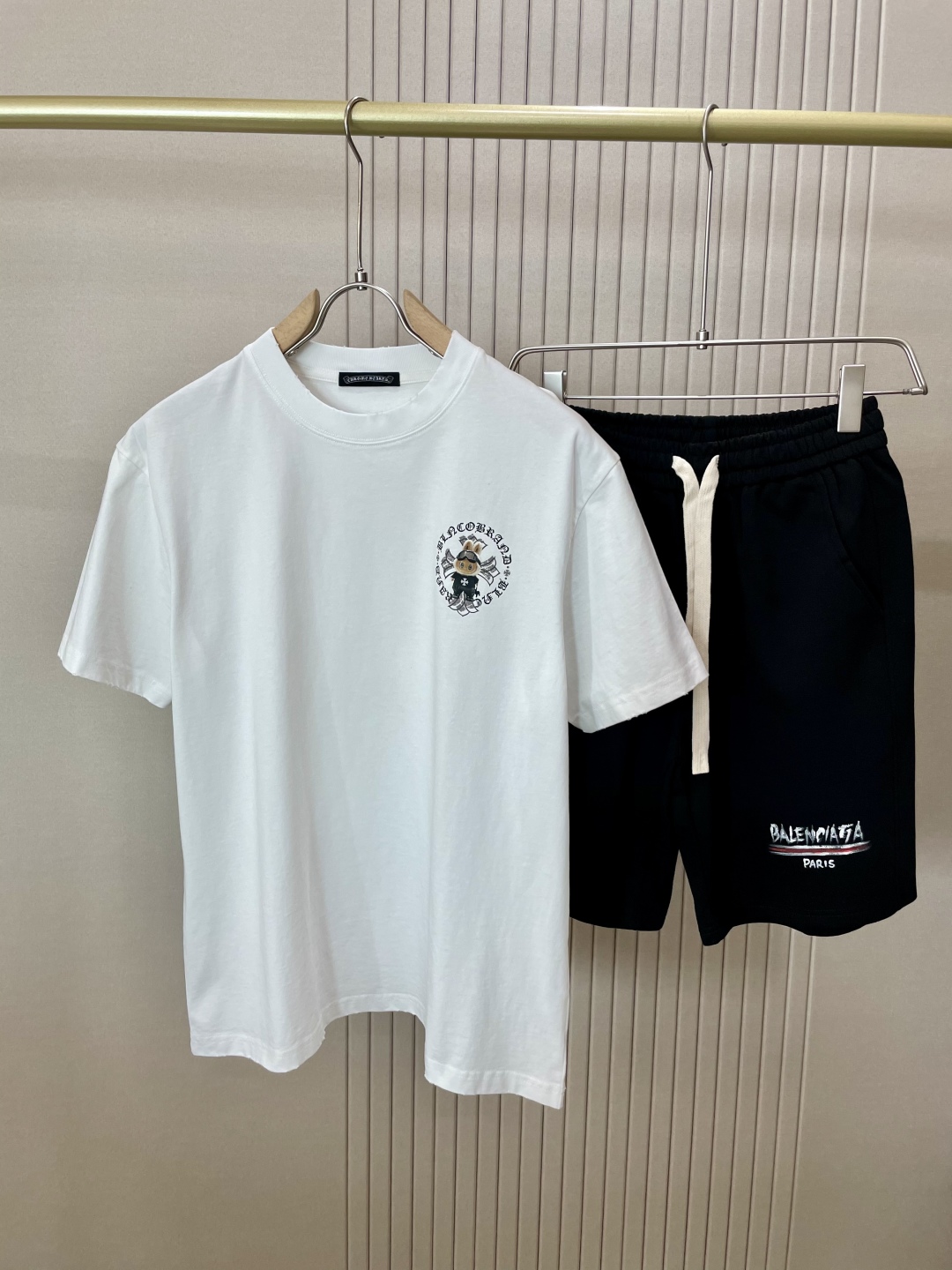 Labubub White T: A Fusion of Cute and Hard-Core Style by Chrome Hearts - 图片 1
