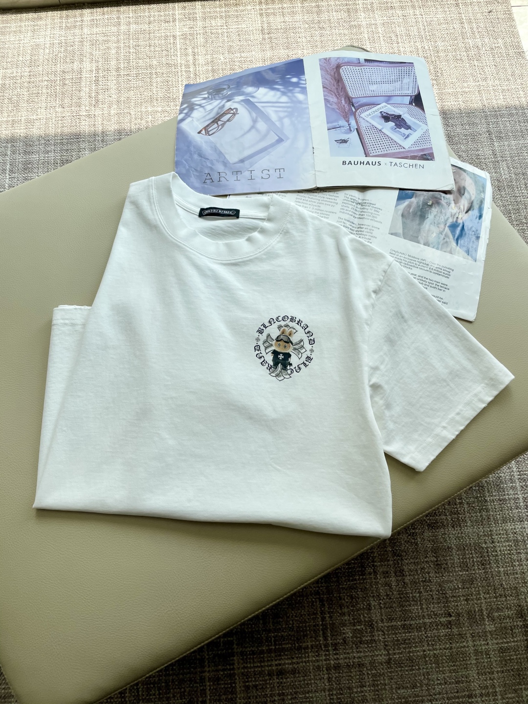 Labubub White T: A Fusion of Cute and Hard-Core Style by Chrome Hearts - 图片 9