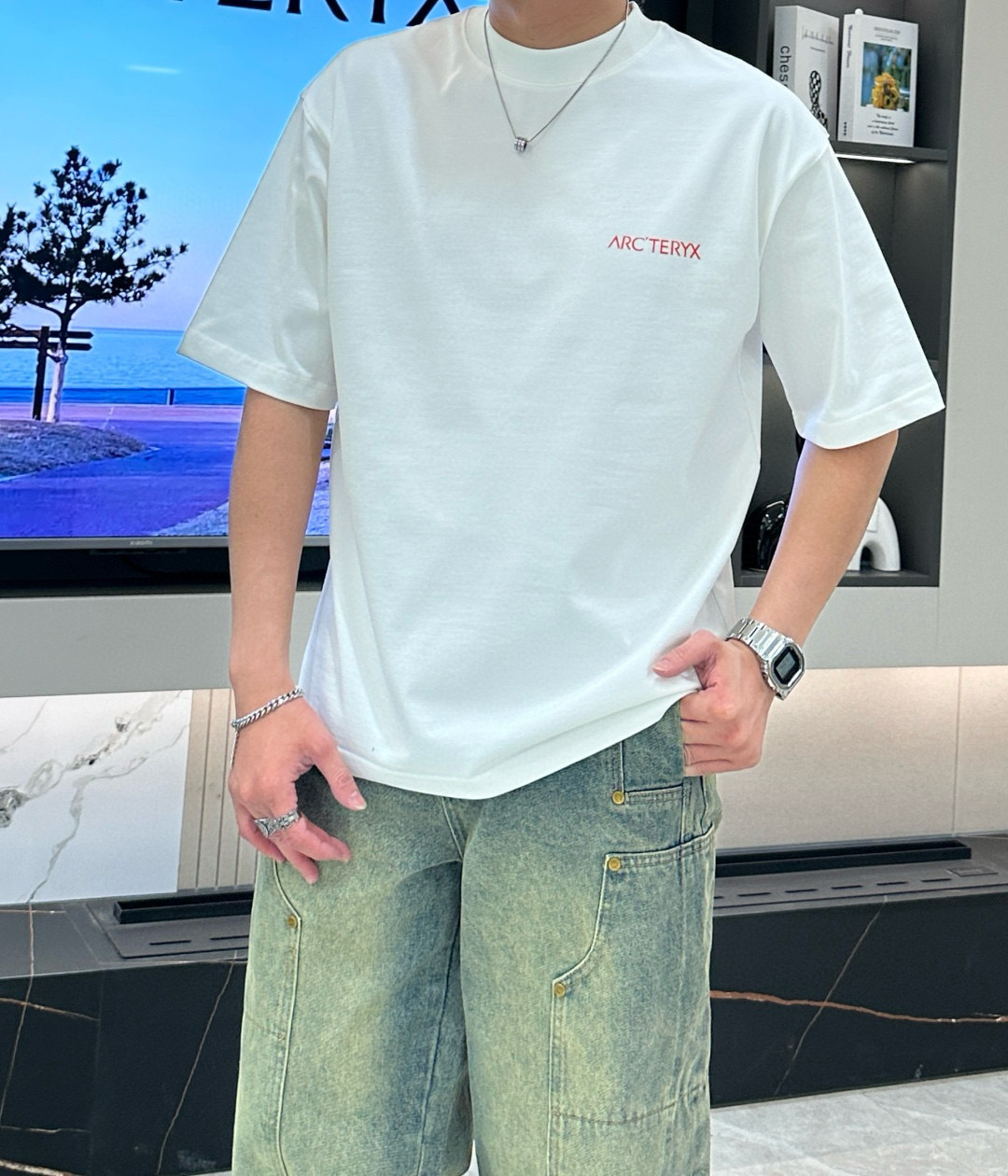 NO:473081,Archaeopteryx 2025 spring and summer style/official website synchronization The fabric is made of heavy pure cotton combed cotton fabric, OS loose style, and the upper body style is super positive!  Everyday versatile, a must-have item for wardrobe!  Size S-3XL (Large-size) Size/part S M L XL 2XL 3XL Shoulder width 52 54 56 57 59 60 Clothes length 70 72.75.78.82.85. Bust 54 56.58.60.62.64. Sleeve length 24 26 27 28 29 30,arc'teryx,alexander wang19860909始祖鸟 2025春夏款/官网同步 面料采用重磅纯棉精梳棉面料,OS宽松版型,上身版型超正！日常百搭,衣橱必备单品！ 尺码 S-3XL（版型偏大） 码数/部位S M L XL 2XL 3XL 肩宽 52 54 56 57 59 60 衣长70 72.75.78.82.85. 胸围 54 56.58.60.62.64. 袖长24 26 27 28 29 30,arc'teryx,alexander wang,Men's clothing