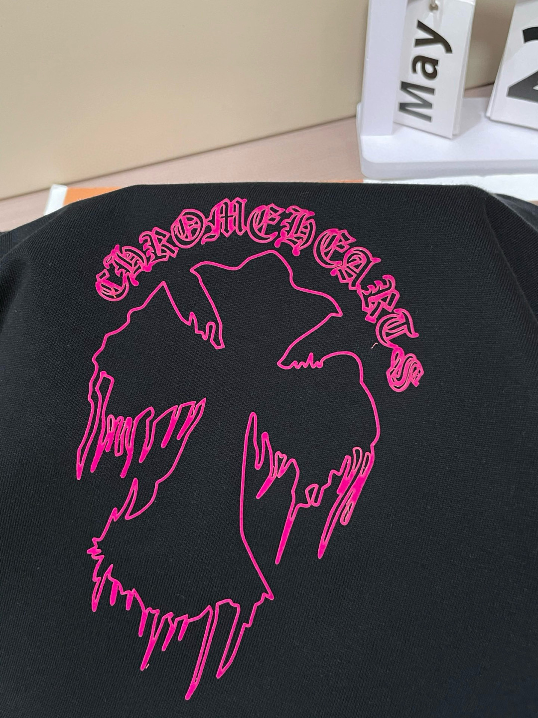 克罗心 2026春夏款/官网同步面料采用重磅纯棉精梳棉面料，OS宽松版型，上身版型超正！日常百搭，衣橱必