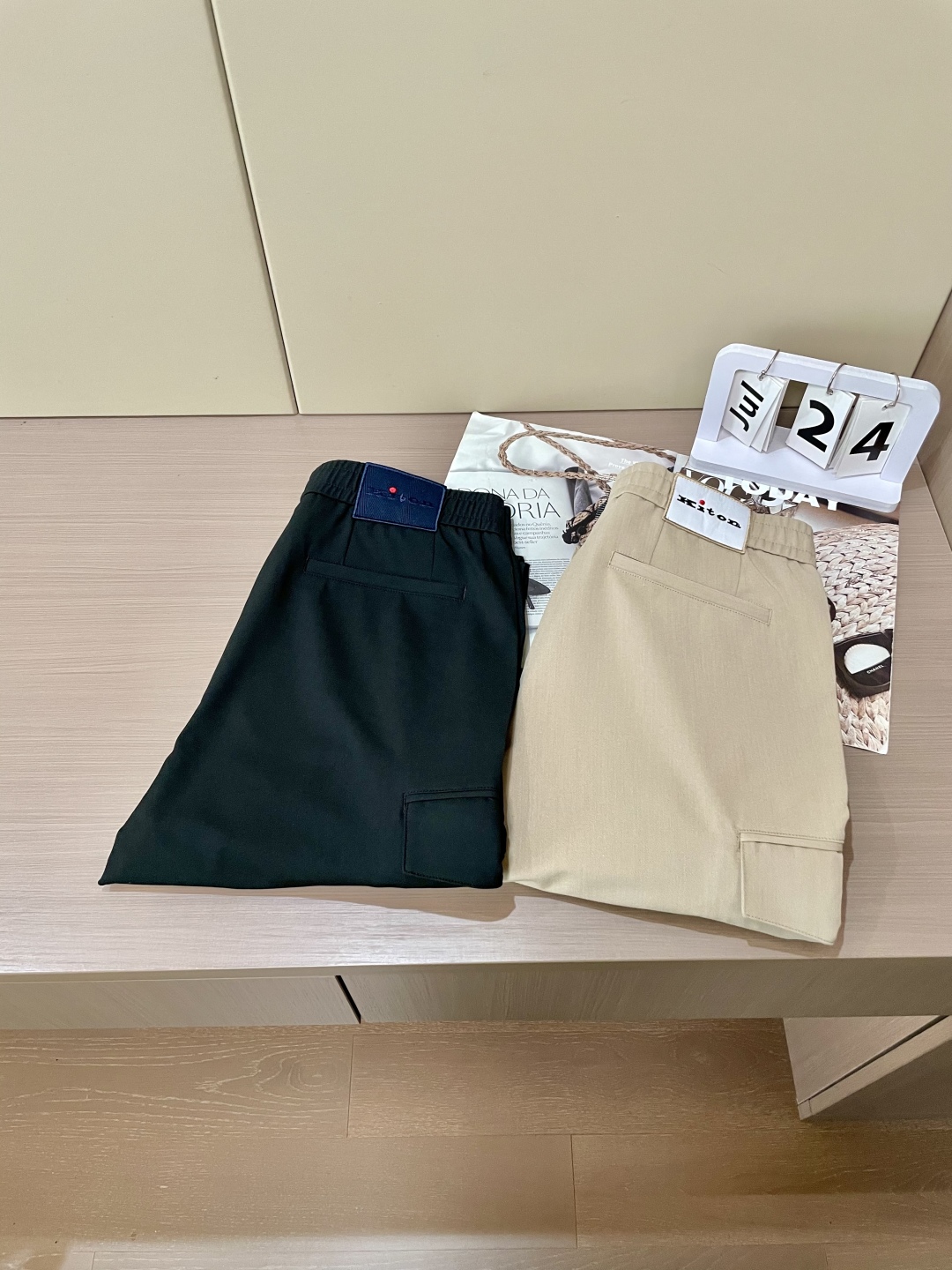 Luxurious Kiton Jogging Pants: Comfortable, Stylish, and Versatile for Dynamic Travel - 图片 9