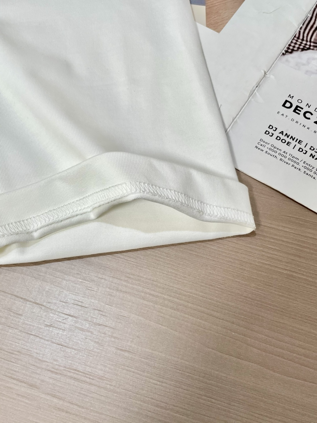 始祖鸟2026春夏款/官网同步面料采用重磅纯棉精梳棉面料，OS宽松版型，上身版型超正！日常百搭，衣橱必备