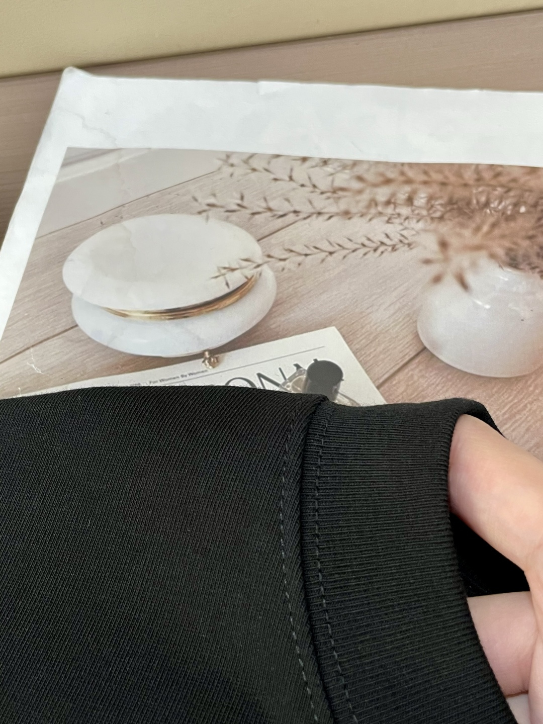 始祖鸟2026春夏款/官网同步面料采用重磅纯棉精梳棉面料，OS宽松版型，上身版型超正！日常百搭，衣橱必备