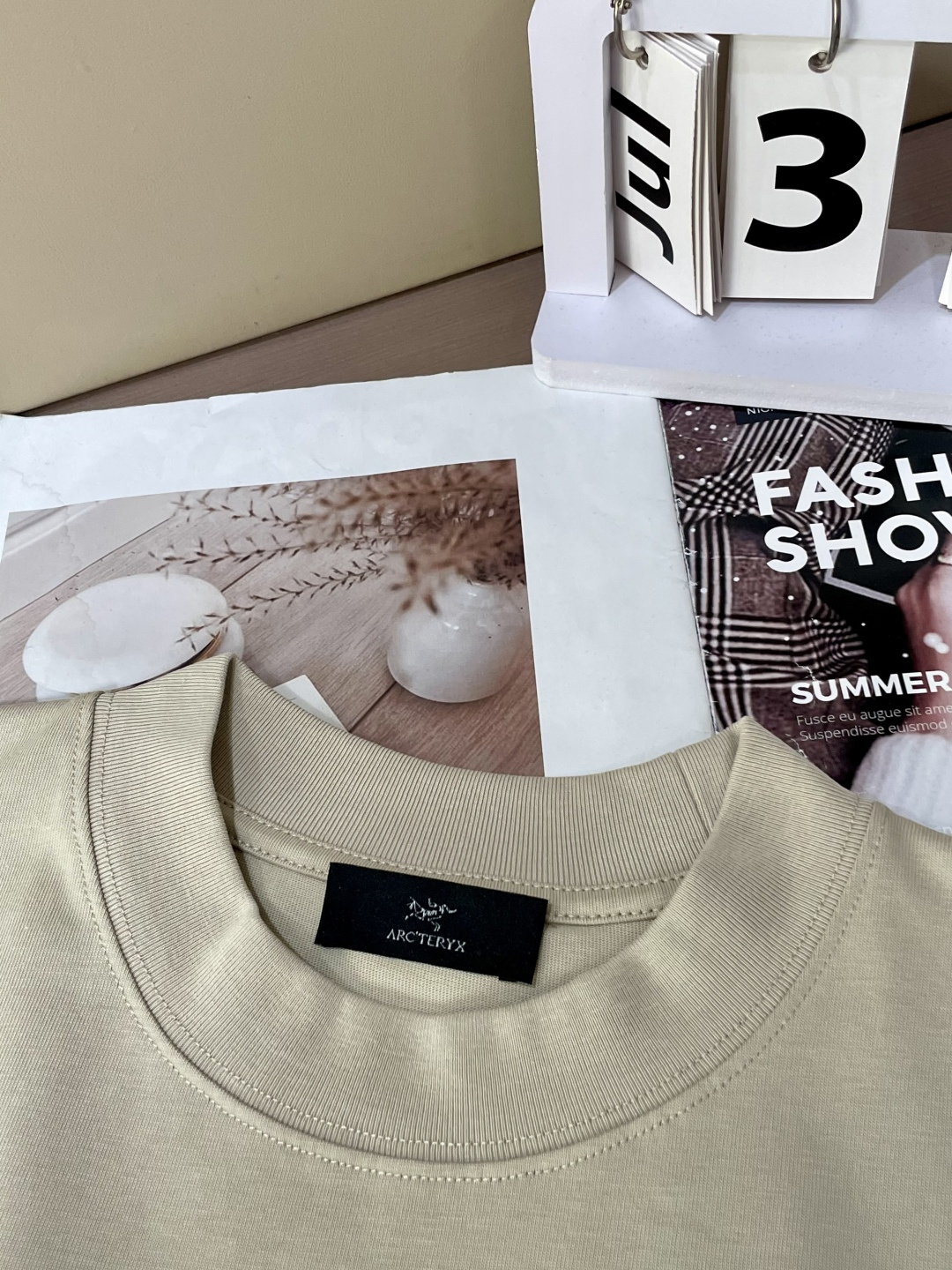 始祖鸟2026春夏款/官网同步面料采用重磅纯棉精梳棉面料，OS宽松版型，上身版型超正！日常百搭，衣橱必备