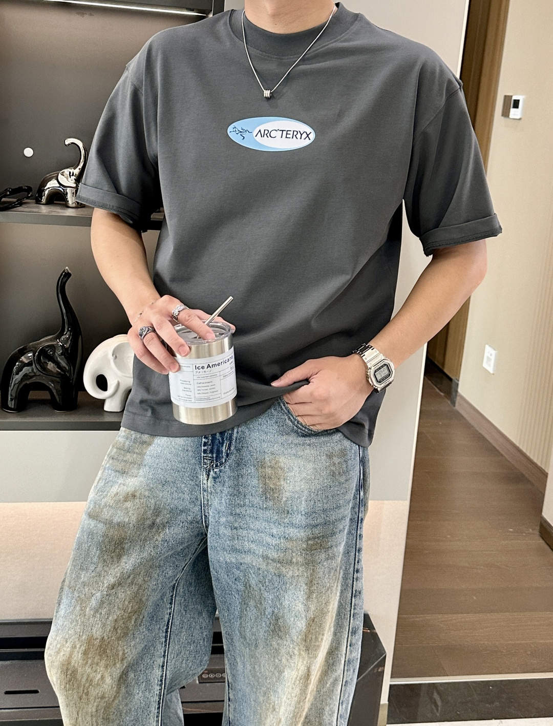 始祖鸟2026春夏款/官网同步面料采用重磅纯棉精梳棉面料，OS宽松版型，上身版型超正！日常百搭，衣橱必备