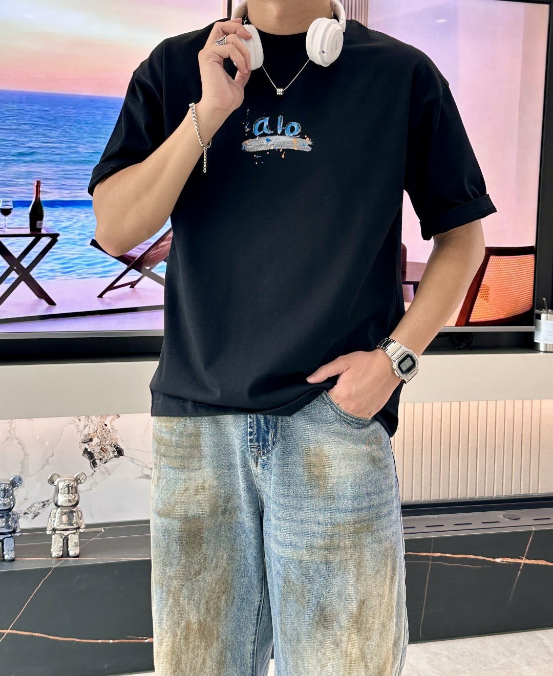 alo2026春夏款/官网同步面料采用重磅纯棉精梳棉面料，OS宽松版型，上身版型超正！日常百搭，衣橱必备