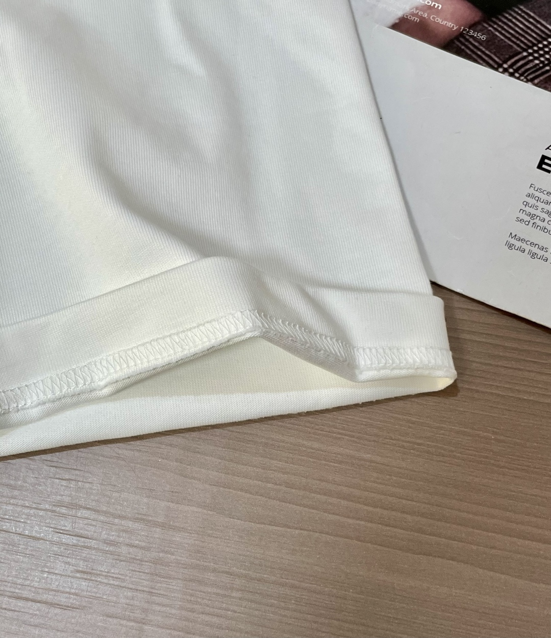 alo2026春夏款/官网同步面料采用重磅纯棉精梳棉面料，OS宽松版型，上身版型超正！日常百搭，衣橱必备