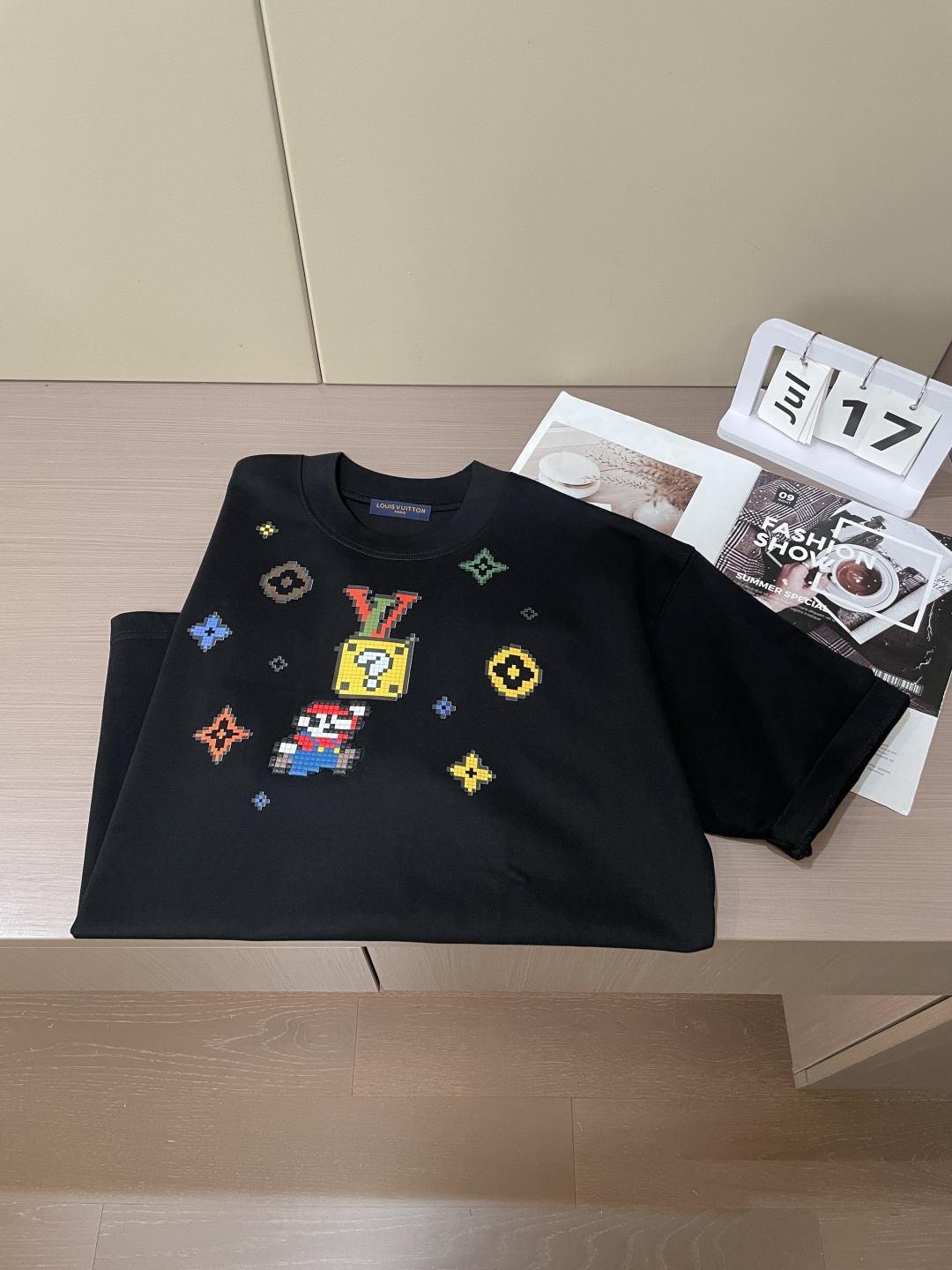Lv 2026春夏款/官网同步面料采用重磅纯棉精梳棉面料，OS宽松版型，上身版型超正！日常百搭，衣橱必备