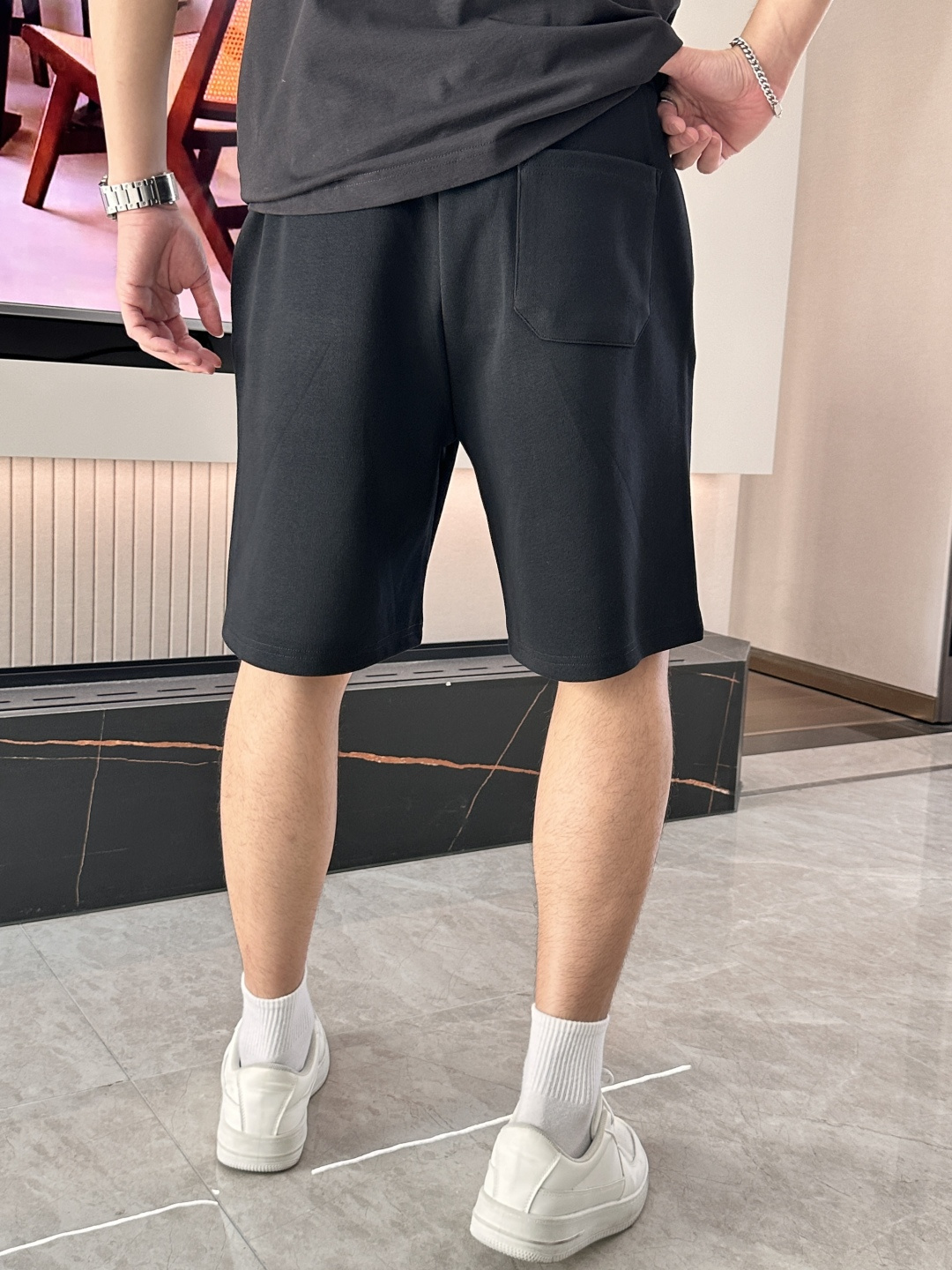 
Gucc  圆领短袖短裤套装 半袖套装顶级版本贸易公司渠道订单，海外精品独家限定发售，经典即永恒，入手