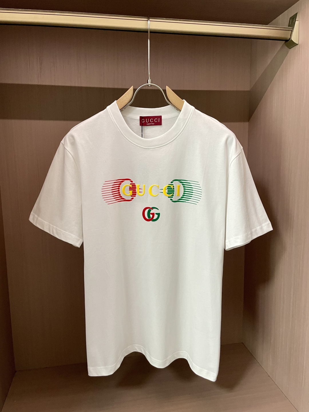 
Gucc  圆领短袖短裤套装 半袖套装顶级版本贸易公司渠道订单，海外精品独家限定发售，经典即永恒，入手