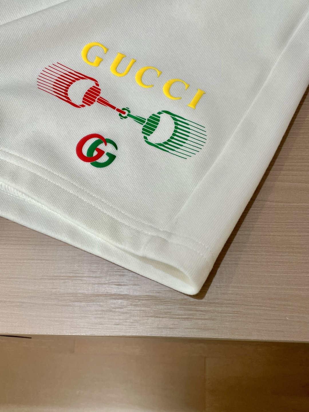 
Gucc  圆领短袖短裤套装 半袖套装顶级版本贸易公司渠道订单，海外精品独家限定发售，经典即永恒，入手