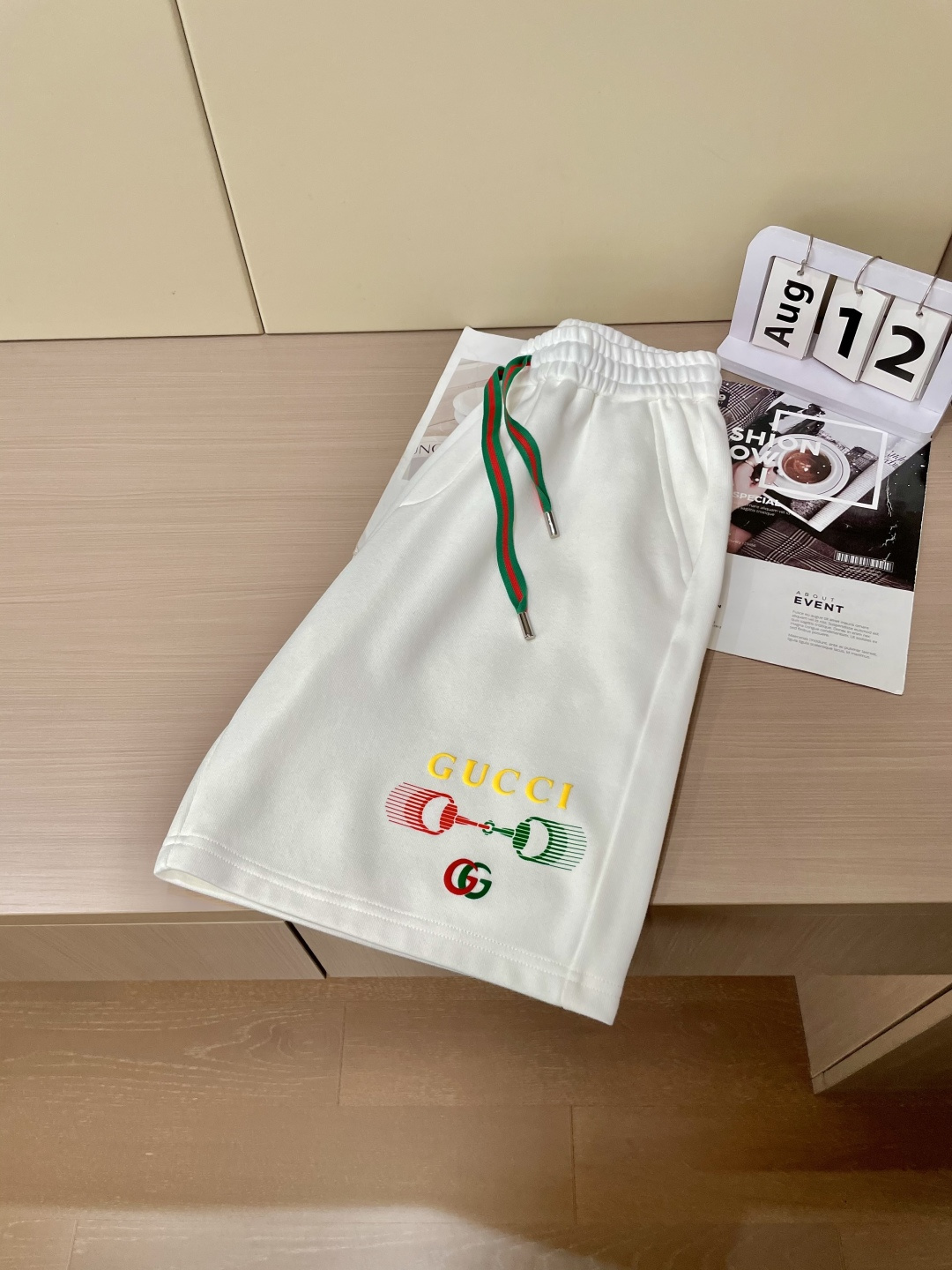 
Gucc  圆领短袖短裤套装 半袖套装顶级版本贸易公司渠道订单，海外精品独家限定发售，经典即永恒，入手