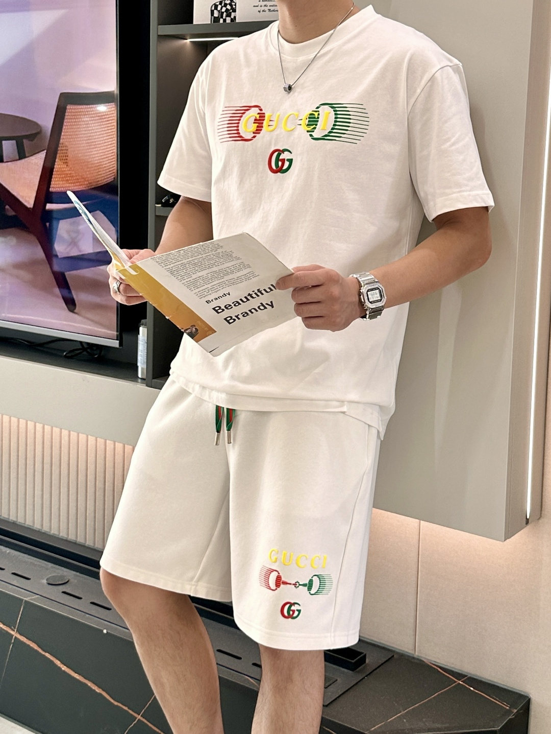 
Gucc  圆领短袖短裤套装 半袖套装顶级版本贸易公司渠道订单，海外精品独家限定发售，经典即永恒，入手