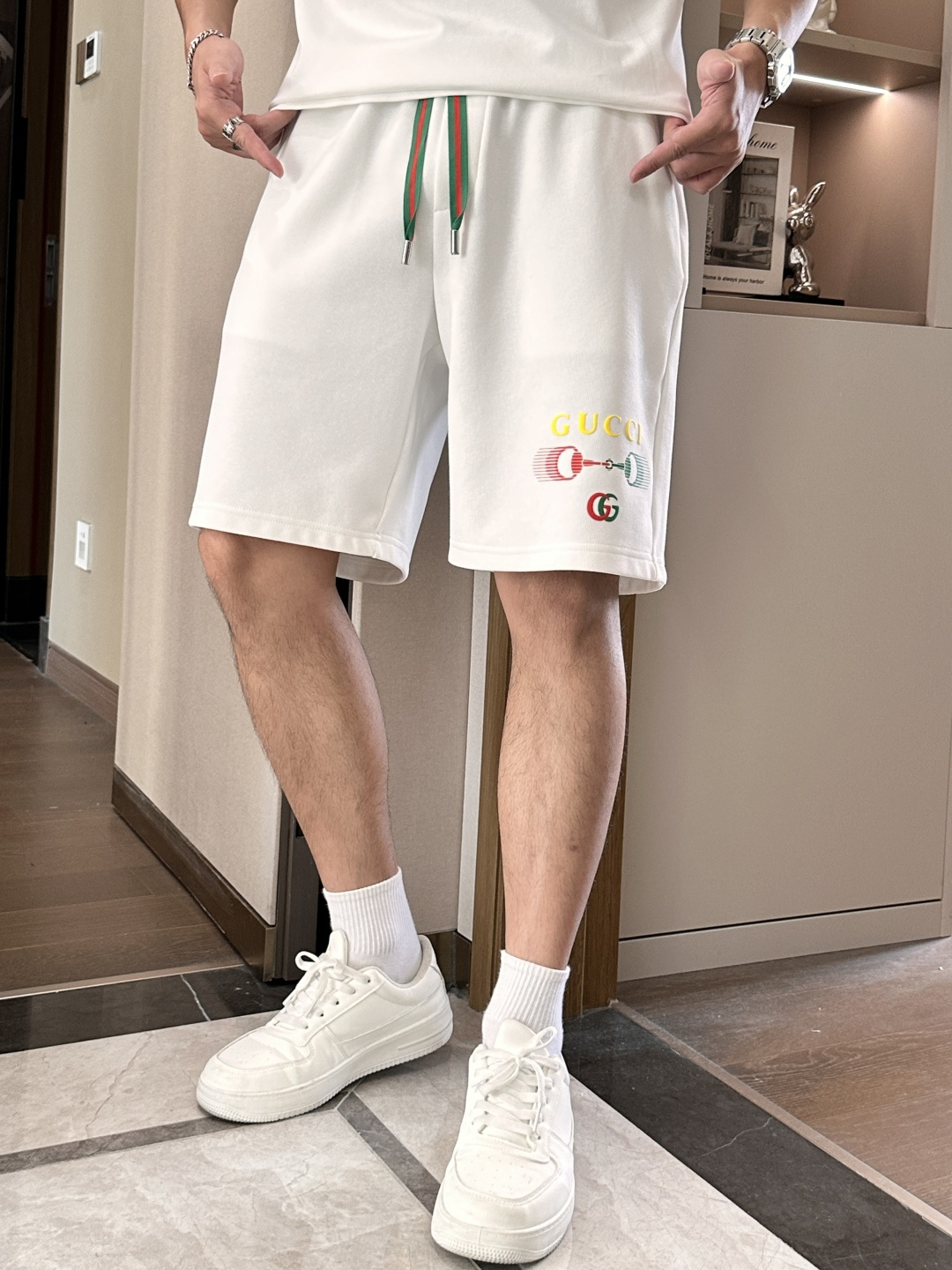 
Gucc  圆领短袖短裤套装 半袖套装顶级版本贸易公司渠道订单，海外精品独家限定发售，经典即永恒，入手