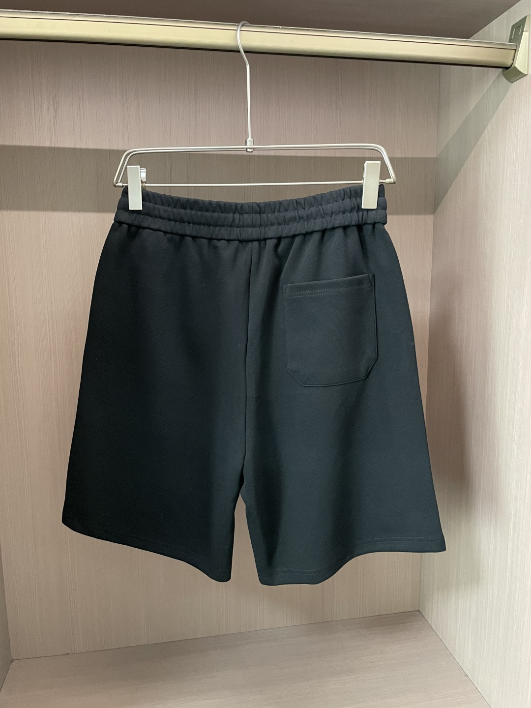 
FD  圆领短袖短裤套装 半袖套装顶级版本贸易公司渠道订单，海外精品独家限定发售，经典即永恒，入手绝对