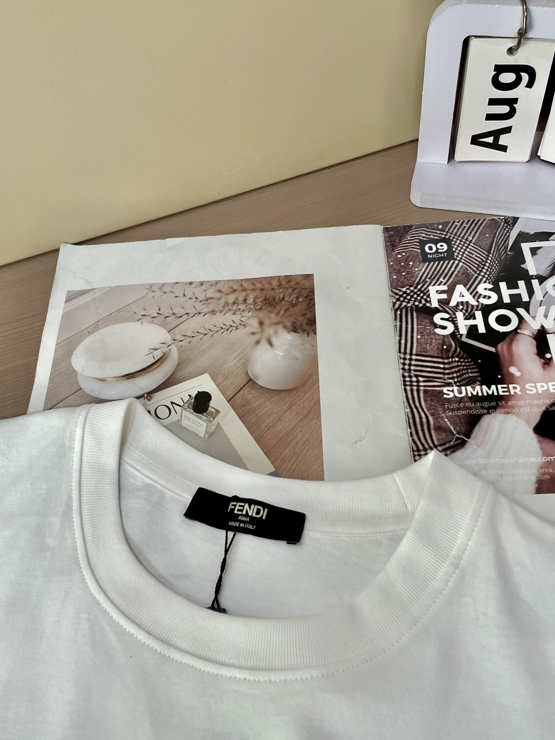 
FD  圆领短袖短裤套装 半袖套装顶级版本贸易公司渠道订单，海外精品独家限定发售，经典即永恒，入手绝对