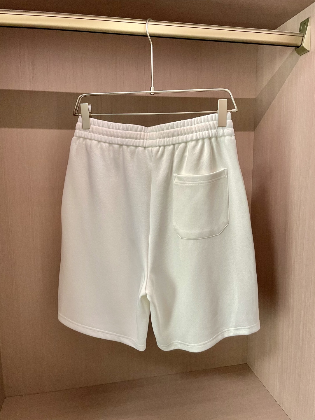 
FD  圆领短袖短裤套装 半袖套装顶级版本贸易公司渠道订单，海外精品独家限定发售，经典即永恒，入手绝对