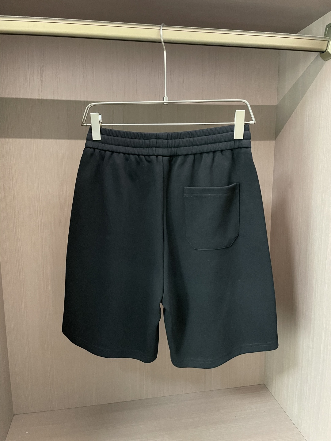 
Dior 圆领短袖短裤套装 半袖套装顶级版本贸易公司渠道订单，海外精品独家限定发售，经典即永恒，入手绝