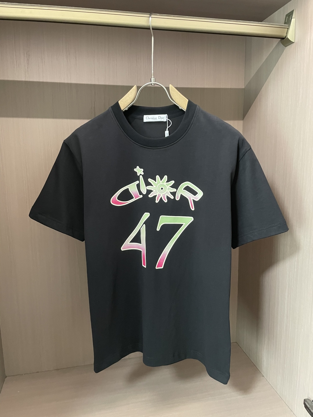 
Dior 圆领短袖短裤套装 半袖套装顶级版本贸易公司渠道订单，海外精品独家限定发售，经典即永恒，入手绝