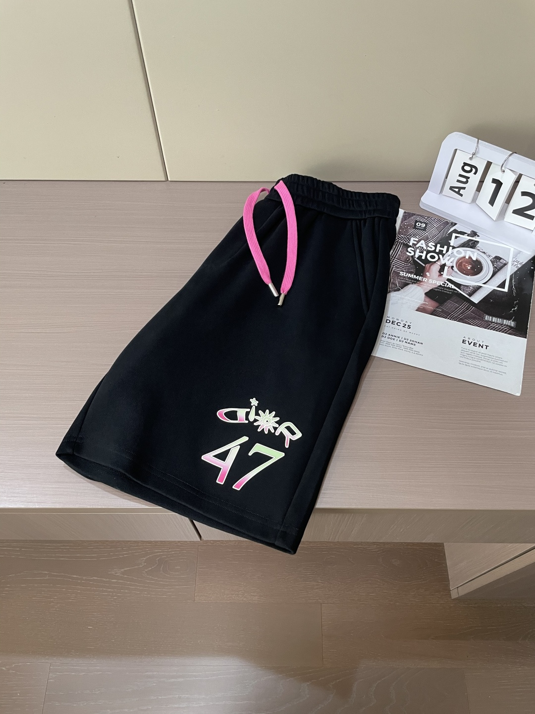 
Dior 圆领短袖短裤套装 半袖套装顶级版本贸易公司渠道订单，海外精品独家限定发售，经典即永恒，入手绝