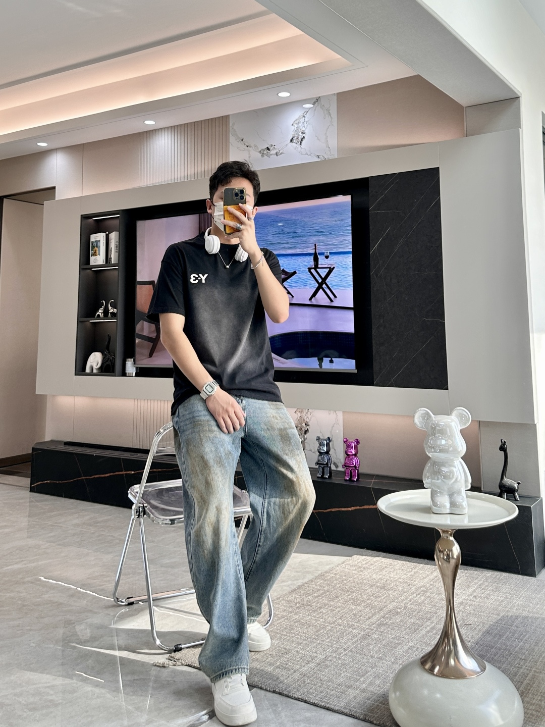  
 Y-3 2025春夏新款首发专柜最新款短袖圆领T恤 高端订制 设计前卫时尚！品牌logo重工艺设计