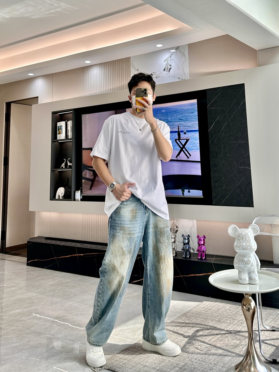 
Dior
2025春夏款/官网同步
面料采用纯棉精梳棉面料，上身效果宽松休闲，宽松版型，日常衣橱必备单