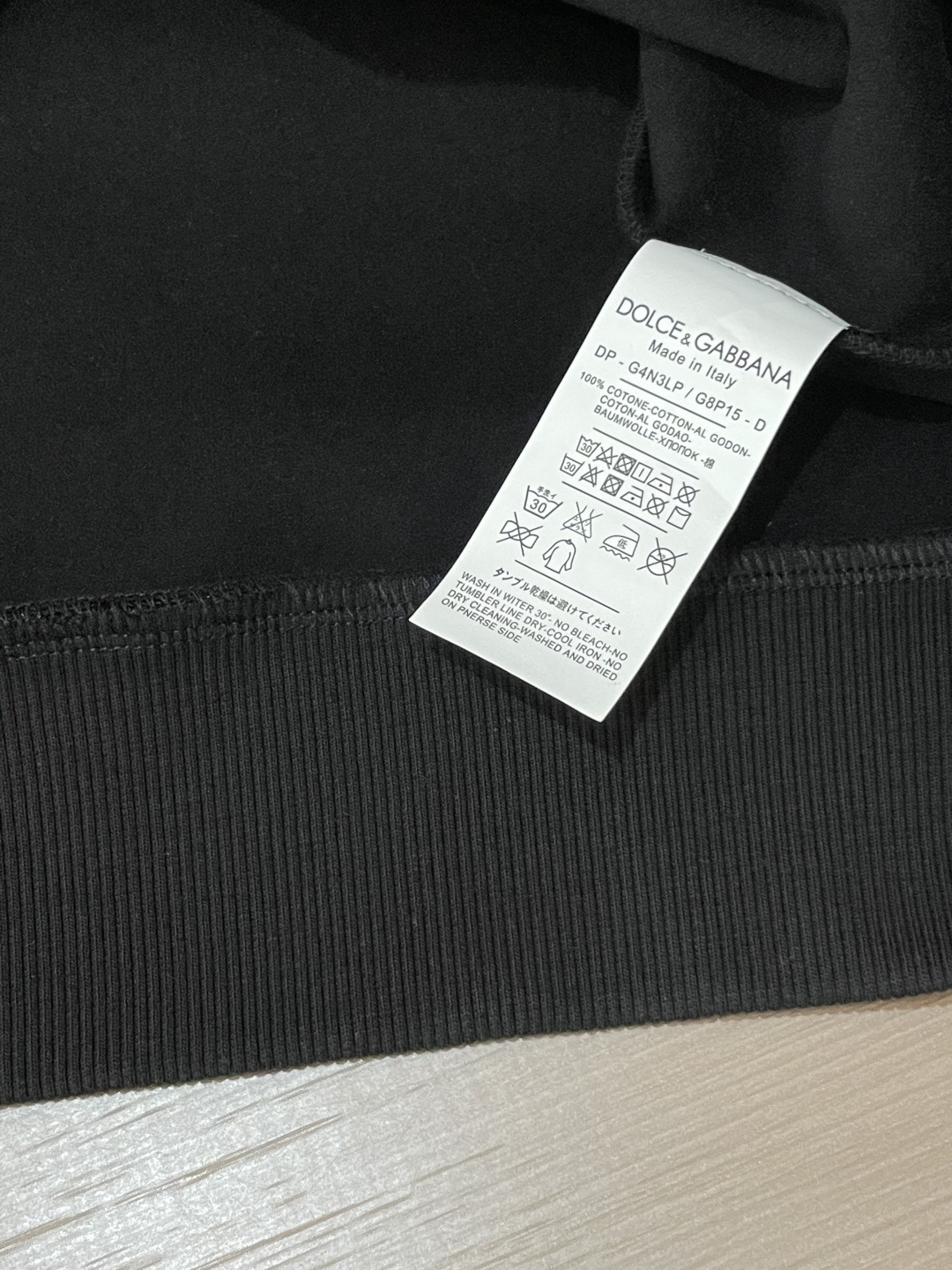 DG /2025秋冬新品 
定制顶级卫衣棉，面料特别有质感，冬季必备单品，保暖性好。男女通穿，细节到位，