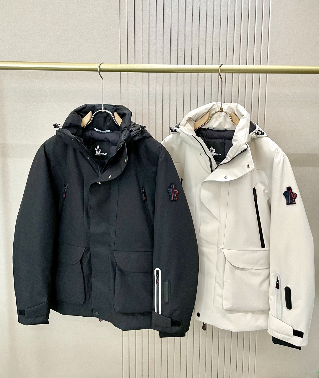 Monc1er 蒙口 代购级别高端订单，新款男款滑雪服羽绒服，休闲户外型连帽羽绒服，防风防水压胶工艺，9