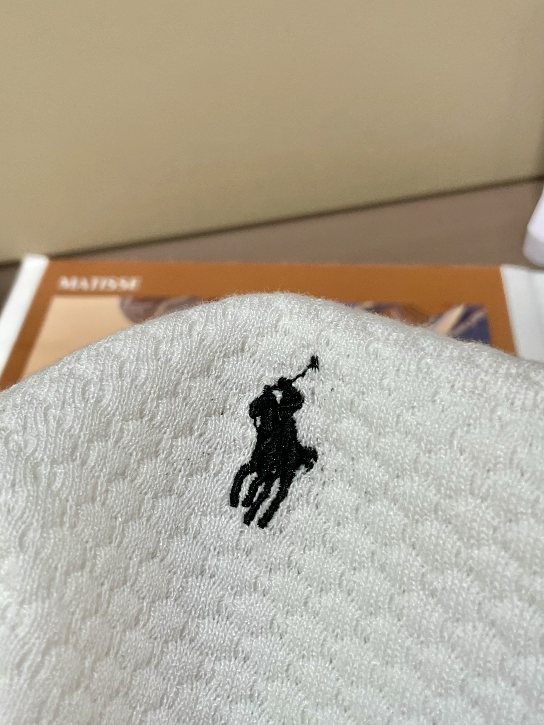 
拉夫劳伦 2025ss秋冬打底新品男士针织短袖衫！独家首发 采用纤维超细与高弹的伊力特纱线织造而成，质