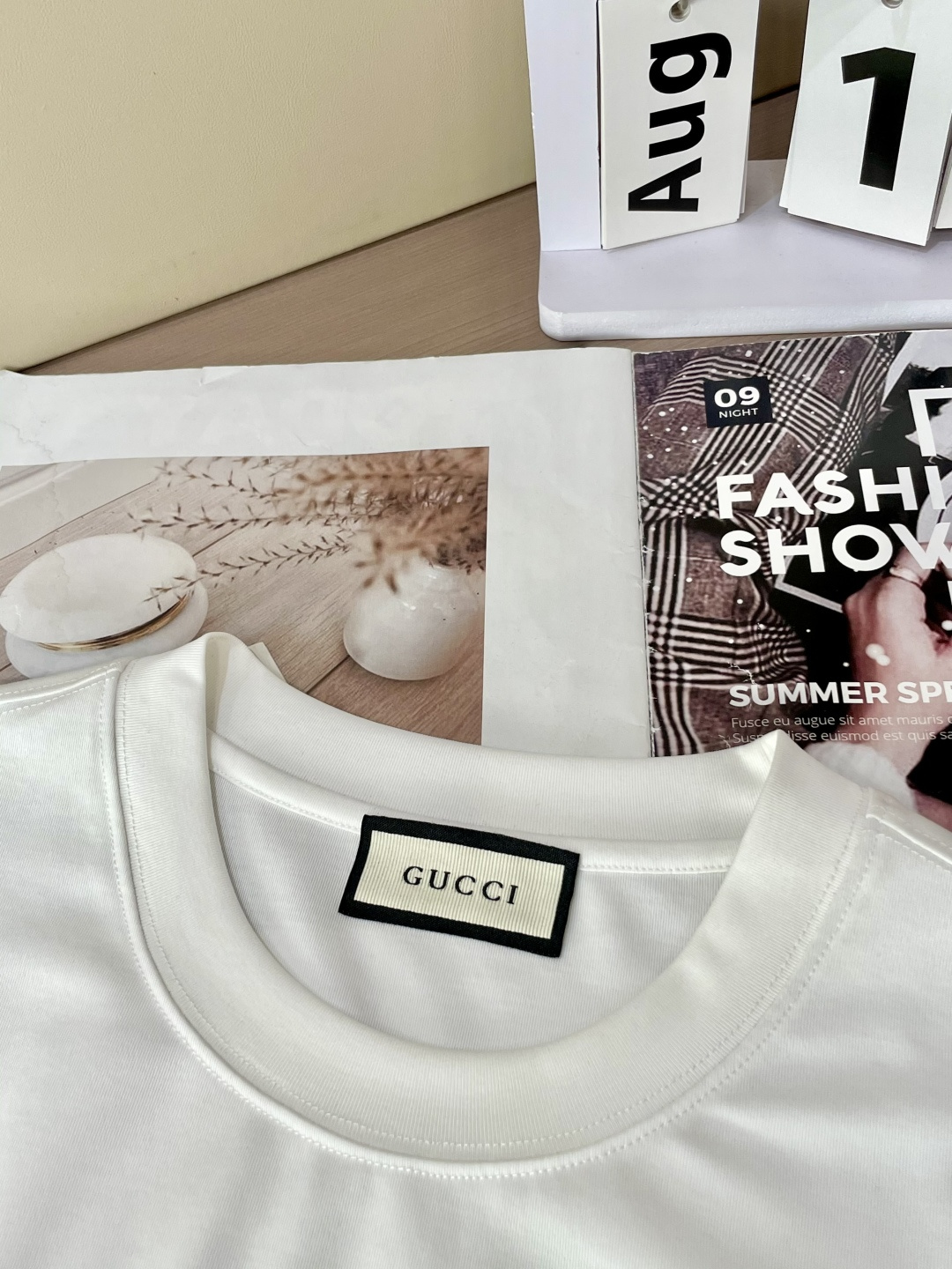 
Gucc 重磅推荐！2025ss夏装新品 专柜在售 最新系列图案logo短袖T恤 必须人手一件的节奏！
