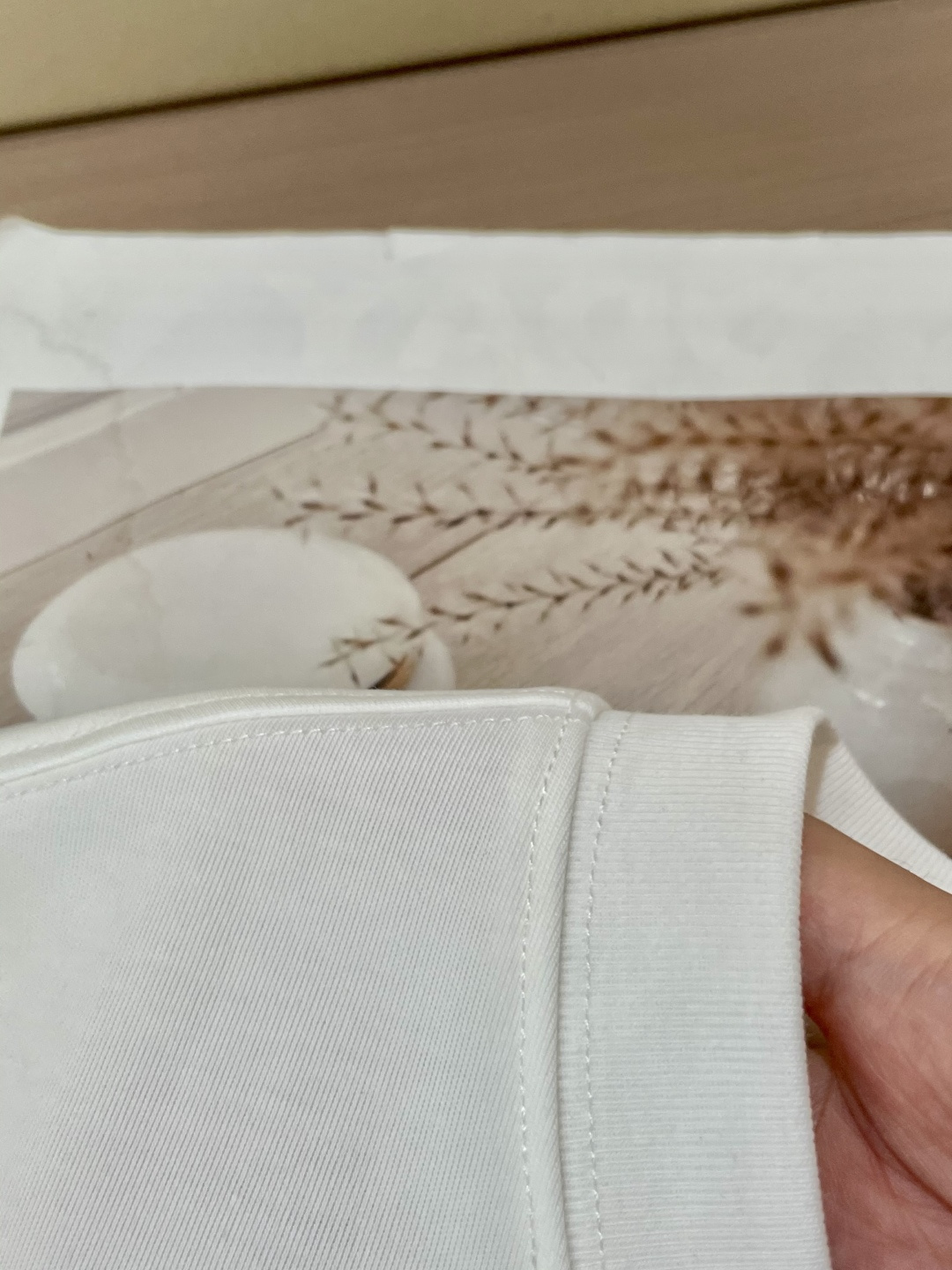 
Bur 重磅推荐！2025ss夏装新品 专柜在售 最新系列图案logo短袖T恤 必须人手一件的节奏！进